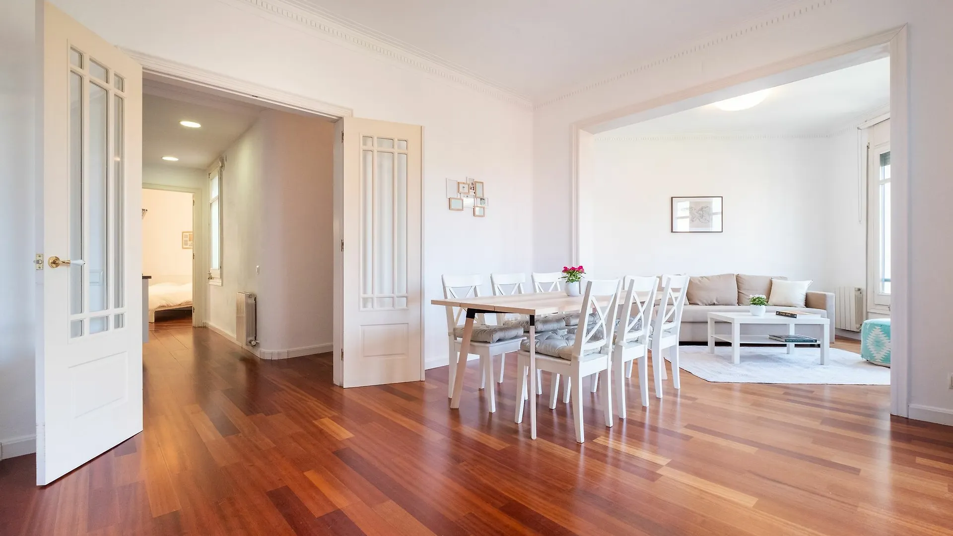 Stunning 4Br Apart In Sagrada Familia Barcelona Lägenhet