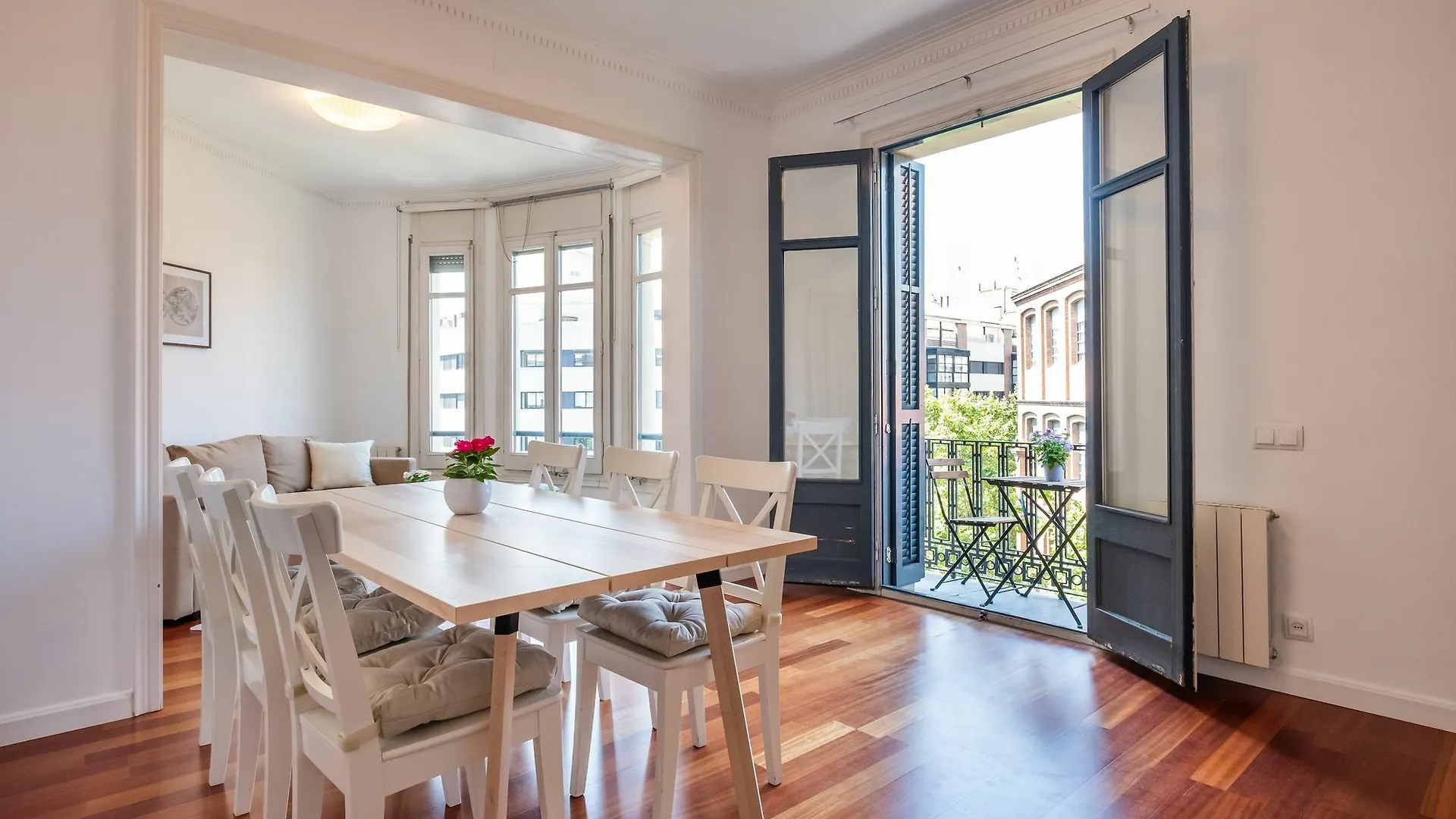 Stunning 4Br Apart In Sagrada Familia Barcelona Lägenhet